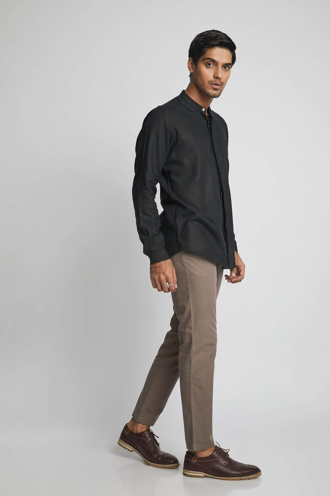 B Label Reflect Round Collar Shirt