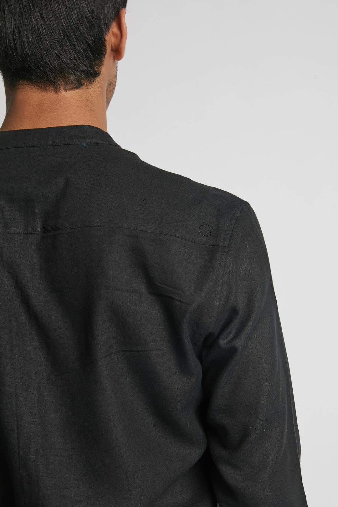 B Label Reflect Round Collar Shirt