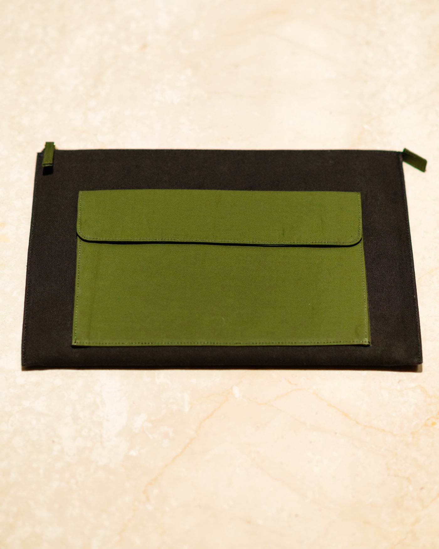 Sharya Laptop Sleeve Plain (Green)