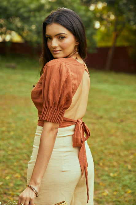 Nutmeg Breezy Blouse