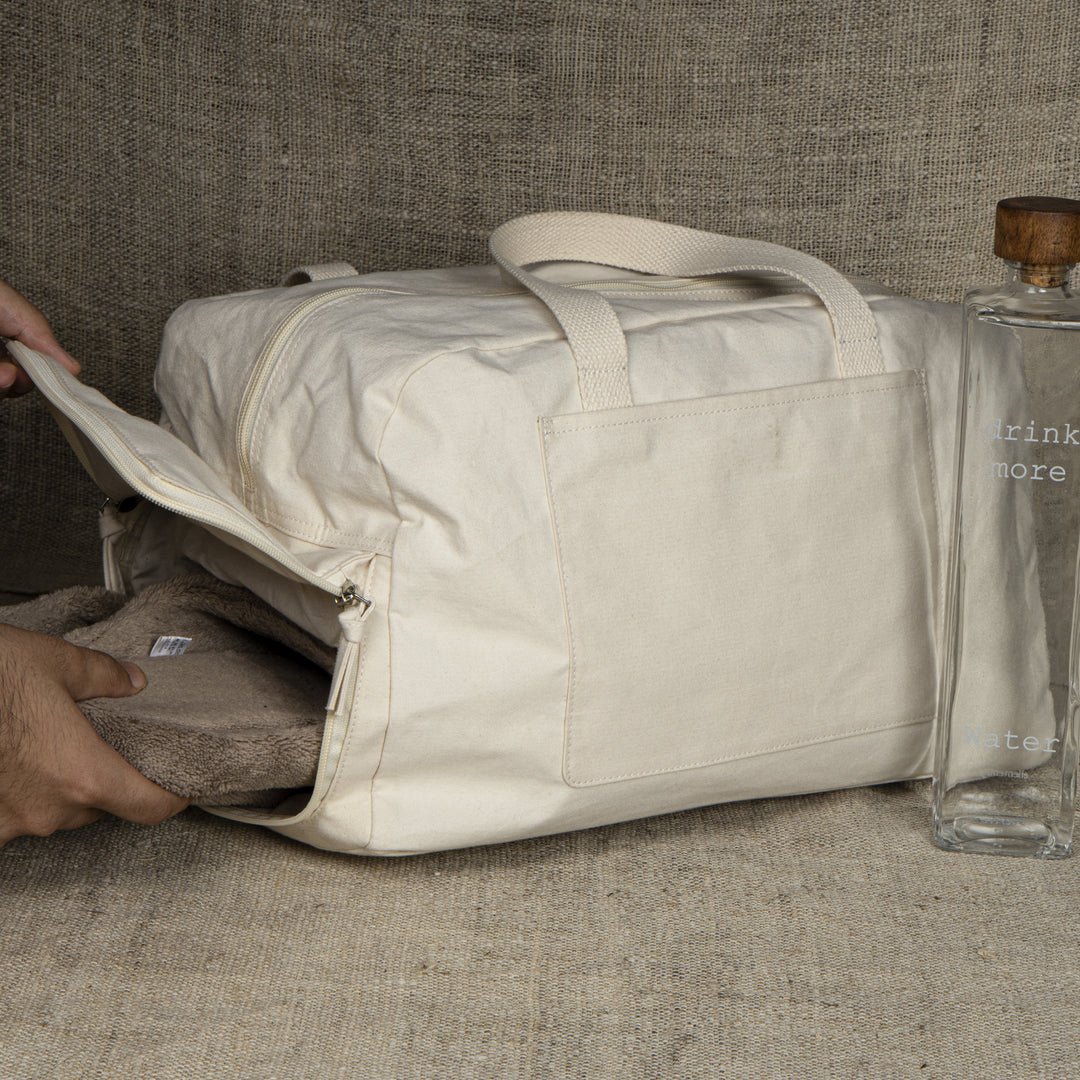Akiiko Workout Duffel Bag | Cotton Canvas, Natural