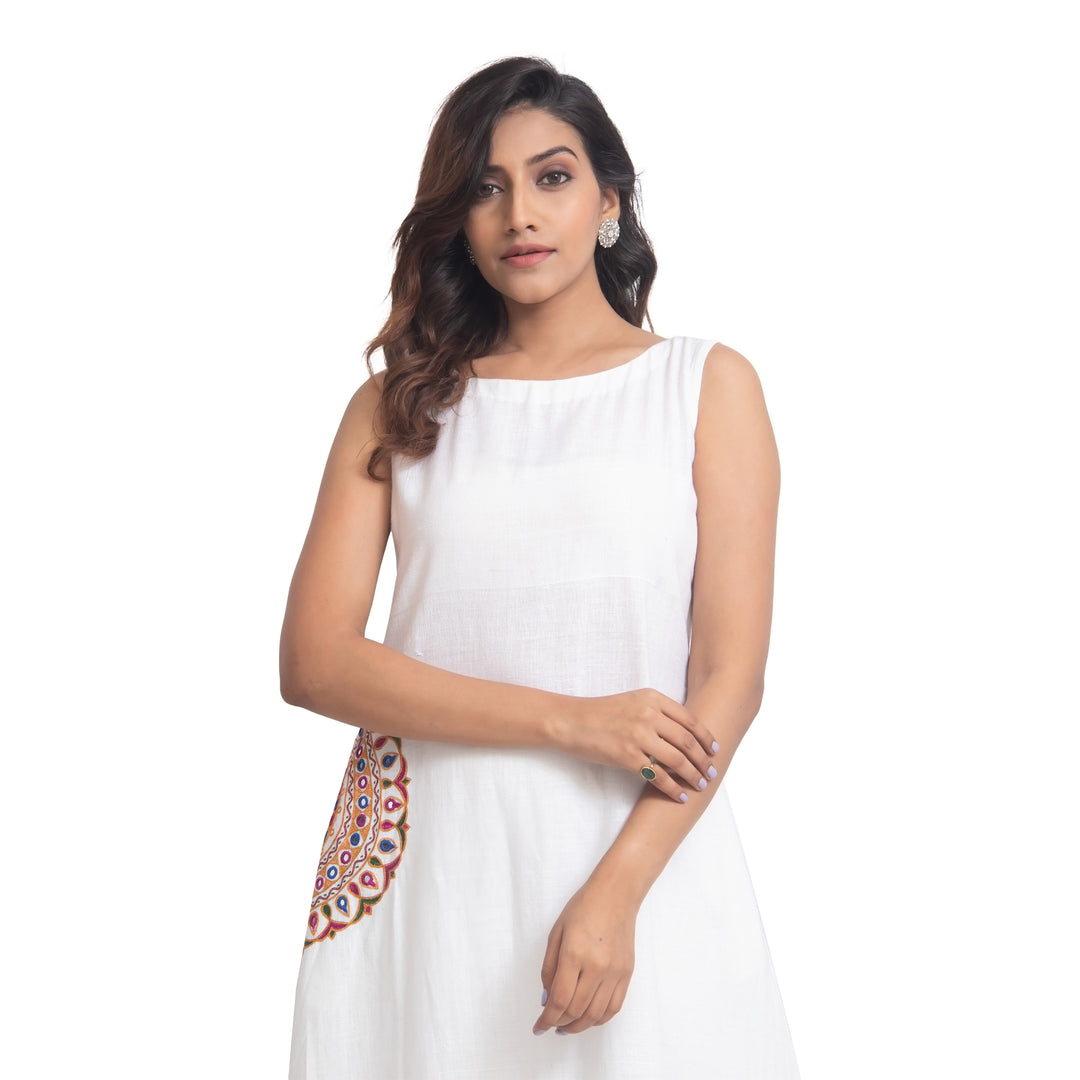 Agati Design Tara White Kurti