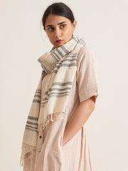 Patrah Black and off white minimal scarf