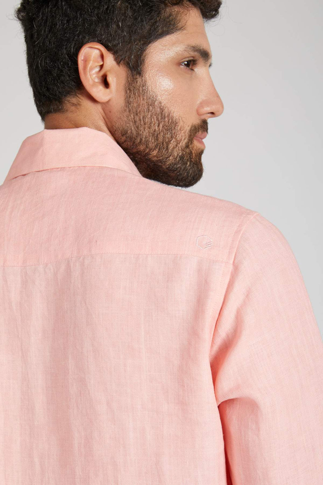 Breath Contrast Trim Shirt - Suspire