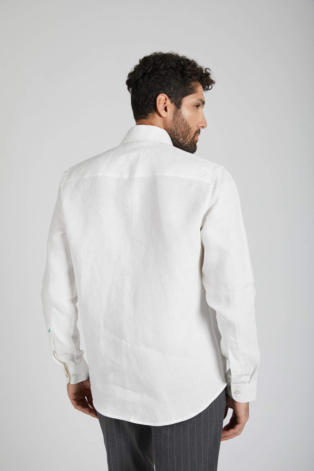Breath Contrast Trim Shirt - Suspire