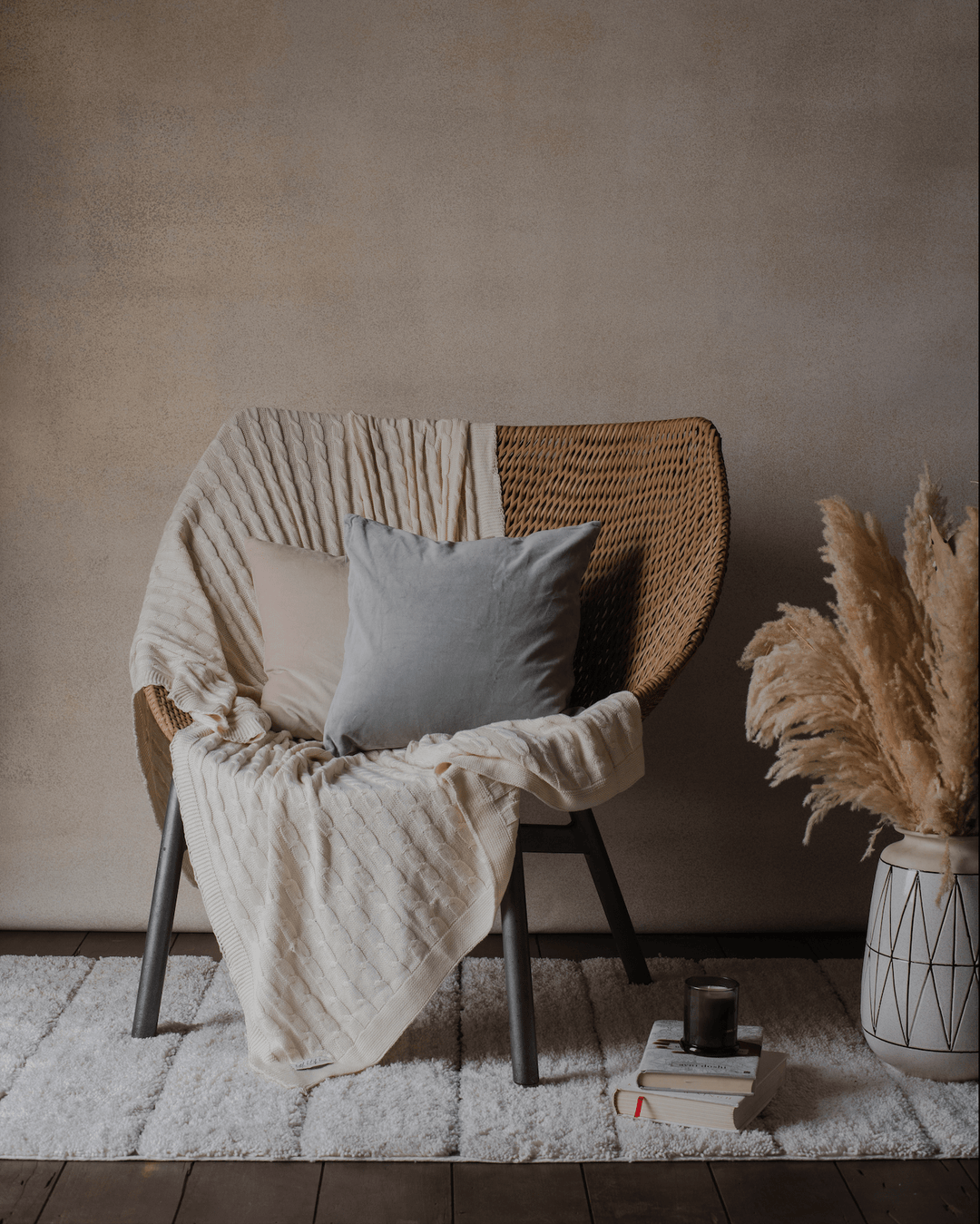 Cable Knit Throw - Suspire