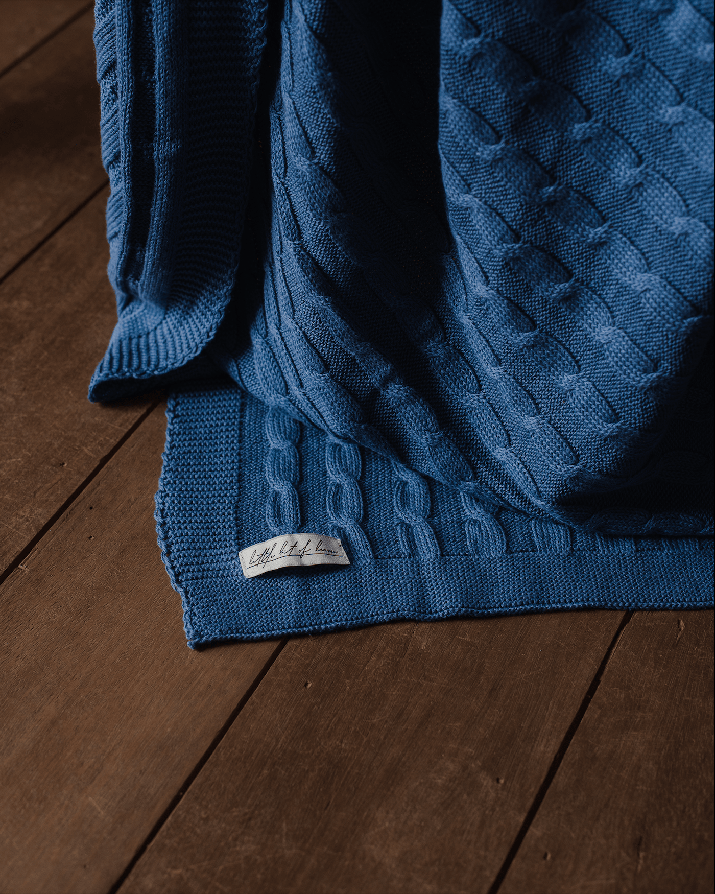 Cable Knit Throw - Suspire