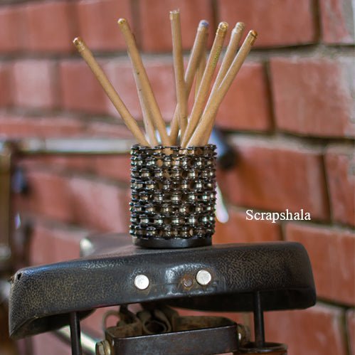 Chalo Penstand | Vintage Look | Multipurpose | Upcycled - Suspire