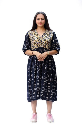 Agati Design Daevi Black Round Batik Tunic