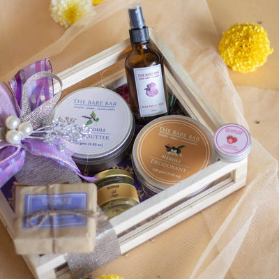 Head To Teal Lush In Mumbai For Some Amazing Wedding Gift Hampers! |  Wedding gift hampers, Gift hampers, Birthday hampers