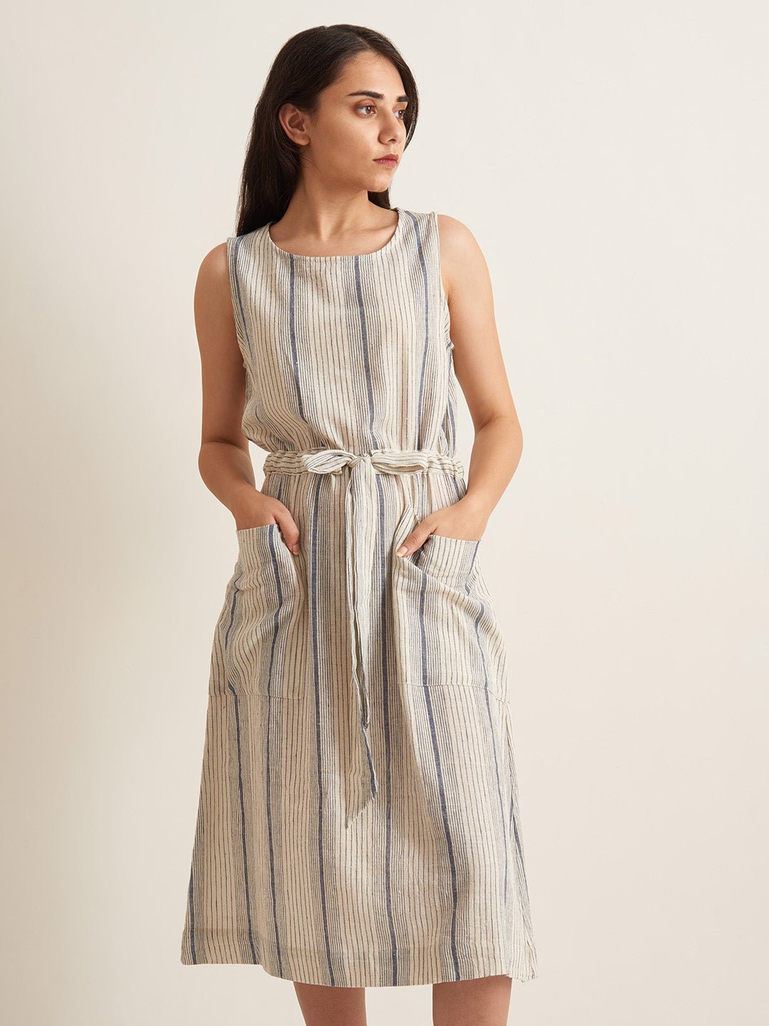 Drawstring day dress - Suspire