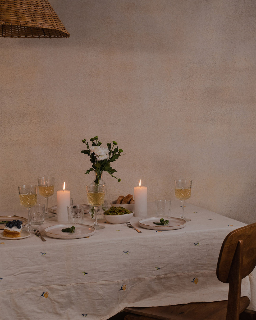 Embroidered khadi cotton table cloth - Suspire