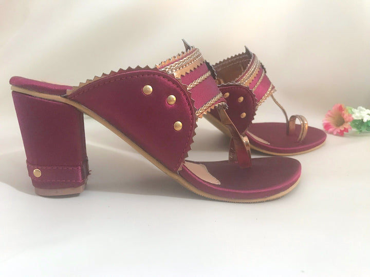 Gem Stone Maroon Kolapuri - Suspire
